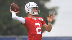 Colts QB Wentz could be out for 12 weeks after foot surgery
