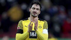 Dortmund&#039;s Mats Hummels after the 1-1 draw in the Bundesliga soccer match between FC Augsburg and Borussia Dortmund in Augsburg, Germany, Sunday, Feb. 27, 2022. (AP Photo/Alexandra Beier)