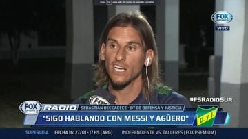 Sebastián Beccacece: "Sigo hablando con Messi y Agüero"