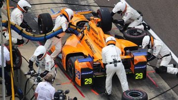 Honda de Alonso rompe el motor cuando luchaba por el triunfo
