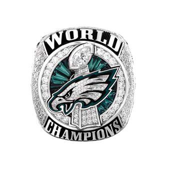 Este fue el diseño del anillo de campeón que recibió cada uno de los jugadores de los Eagles que derrotaron a los Patriots en el SB LII.
