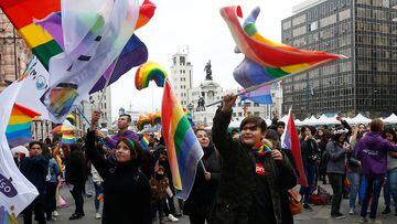 Marcha del Orgullo 2022 Chile: desvíos y cortes de tránsito en Santiago hoy