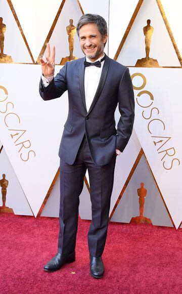 Gael García en la alfombra roja de los Premios Oscar
