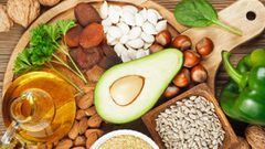 Los alimentos con vitamina E protegen la piel de la contaminaci&oacute;n.
