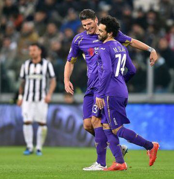 Juventus se vio sorprendido con una Fiorentina ordenada y de salida rápida. Gran partido de Salah.