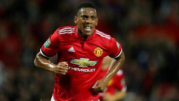Manchester United: Martial "very focused" at club - Herrera