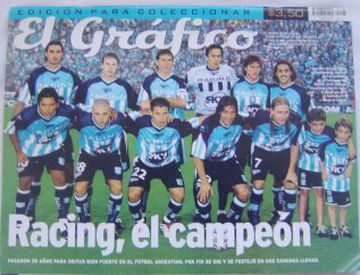 Racing de Avellaneda volvió a gritar campeón en Argentina tras 35 años de sequía (1966-2001). Fue la estrella 16 de su historia.
