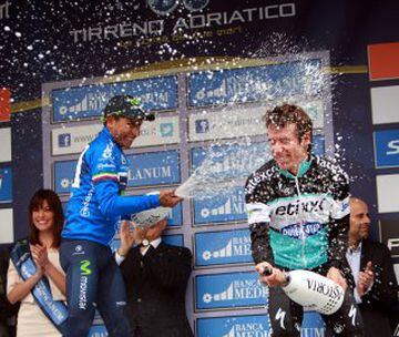 Nairo Quintana ganó la la carrera de los dos mares, la Tirreno Adriático, Italia, en el año 2015. Rigoberto Urán fue tercero.