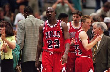 Michael Jordan. Chicago Bulls.