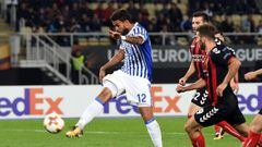 Real Sociedad&#039;s Willian Jose (1st-L) scores a goal during the UEFA Europa League Group L football match between FK Vardar and Real Sociedad at the Filip II Arena in Skopje on October 19, 2017. / AFP PHOTO / Robert ATANASOVSKI
