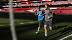 Santi Cazorla vuelve a entrenar con el Arsenal.