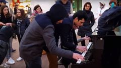 Pianistas espontáneos que sorprenden en estaciones de transporte