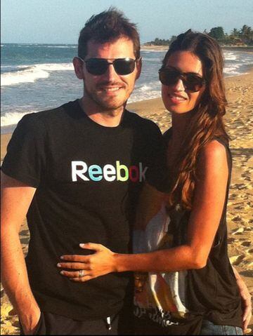 2011. Iker Casillas y Sara Carbonero de vacaciones en Brasil.