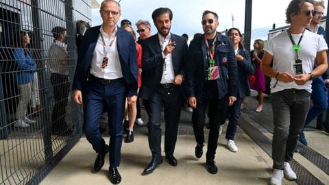 NORTHAMPTON, ENGLAND - JULY 03: Stefano Domenicali, CEO of the Formula One Group, Mohammed ben Sulayem, FIA President, and Dynamo talk prior to the F1 Grand Prix of Great Britain at Silverstone on July 03, 2022 in Northampton, England. (Photo by Dan Mullan - Formula 1/Formula 1 via Getty Images)