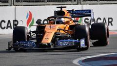 McLaren&#039;s Spanish driver Carlos Sainz Jr steers his car during the Formula One Azerbaijan Grand Prix at the Baku City Circuit in Baku on April 28, 2019. (Photo by Alexander NEMENOV / AFP)