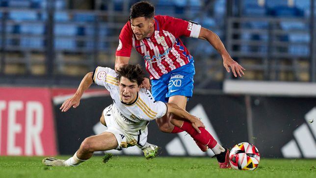 Dos zarpazos tumban al Castilla