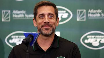 FLORHAM PARK, NEW JERSEY - APRIL 26: New York Jets quarterback Aaron Rodgers attends an introductory press conference at Atlantic Health Jets Training Center on April 26, 2023 in Florham Park, New Jersey.   Elsa/Getty Images/AFP (Photo by ELSA / GETTY IMAGES NORTH AMERICA / Getty Images via AFP)