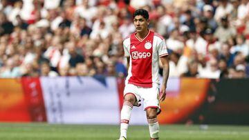 Edson Álvarez brilla en la goleada del Ajax