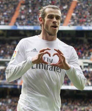 Goa l 7-1 
Gareth Bale with his trademark goal celebration