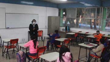 ¿Se suspenden las clases por el sismo? CDMX, Michoacán...