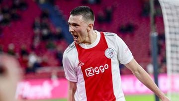 Edson Álvarez jugó 65 minutos en una nueva goleada del Ajax