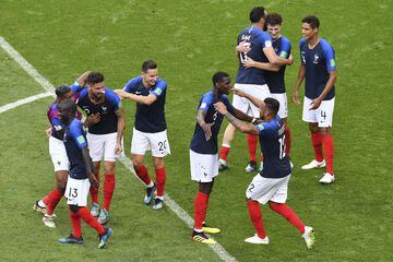 Les Bleus managed a few more than their opponents in the Kazan Arena, covering 97 kilometres.
