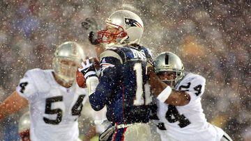 Tom Brady contra los Raiders en el Tuck Rule Game