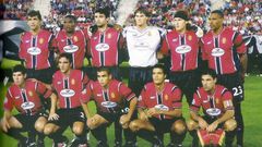 Alineación titular del Real Mallorca el día de su debut en la Champions el 11-09-2001.