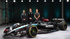 A handout image released by Mercedes on February 14, shows the team's British driver George Russell (R), Team principal Toto Wolff (C) and British driver Lewis Hamilton (L) posing with their new Mercedes-AMG F1 W15 E Performance Formula One racing car during their 2024 season launch, in Silverstone on February 14, 2024. (Photo by MERCEDES / AFP) / RESTRICTED TO EDITORIAL USE - MANDATORY CREDIT "AFP PHOTO / MERCEDES-AMG" - NO MARKETING - NO ADVERTISING CAMPAIGNS - DISTRIBUTED AS A SERVICE TO CLIENTS