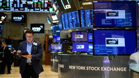 Wall Street cierra la semana con números mixtos. A continuación, las últimas noticias de la Bolsa y sus principales indicadores: Dow Jones, Nasdaq y S&P.