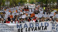 Demonstrators march during a demonstration called by citizens under the slogan "Madrid stands up for its public health. Against the destruction of primary health care" in Madrid on November 13, 2022. (Photo by OSCAR DEL POZO / AFP) (Photo by OSCAR DEL POZO/AFP via Getty Images)