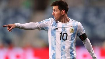 CUIABA, BRAZIL - JUNE 28: Lionel Messi of Argentina reacts during a Group A match between Argentina and Bolivia as part of Copa America 2021 at Arena Pantanal on June 28, 2021 in Cuiaba, Brazil. (Photo by Buda Mendes/Getty Images)