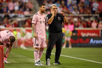 Tata Martino confirma titularidad de Messi ante LAFC