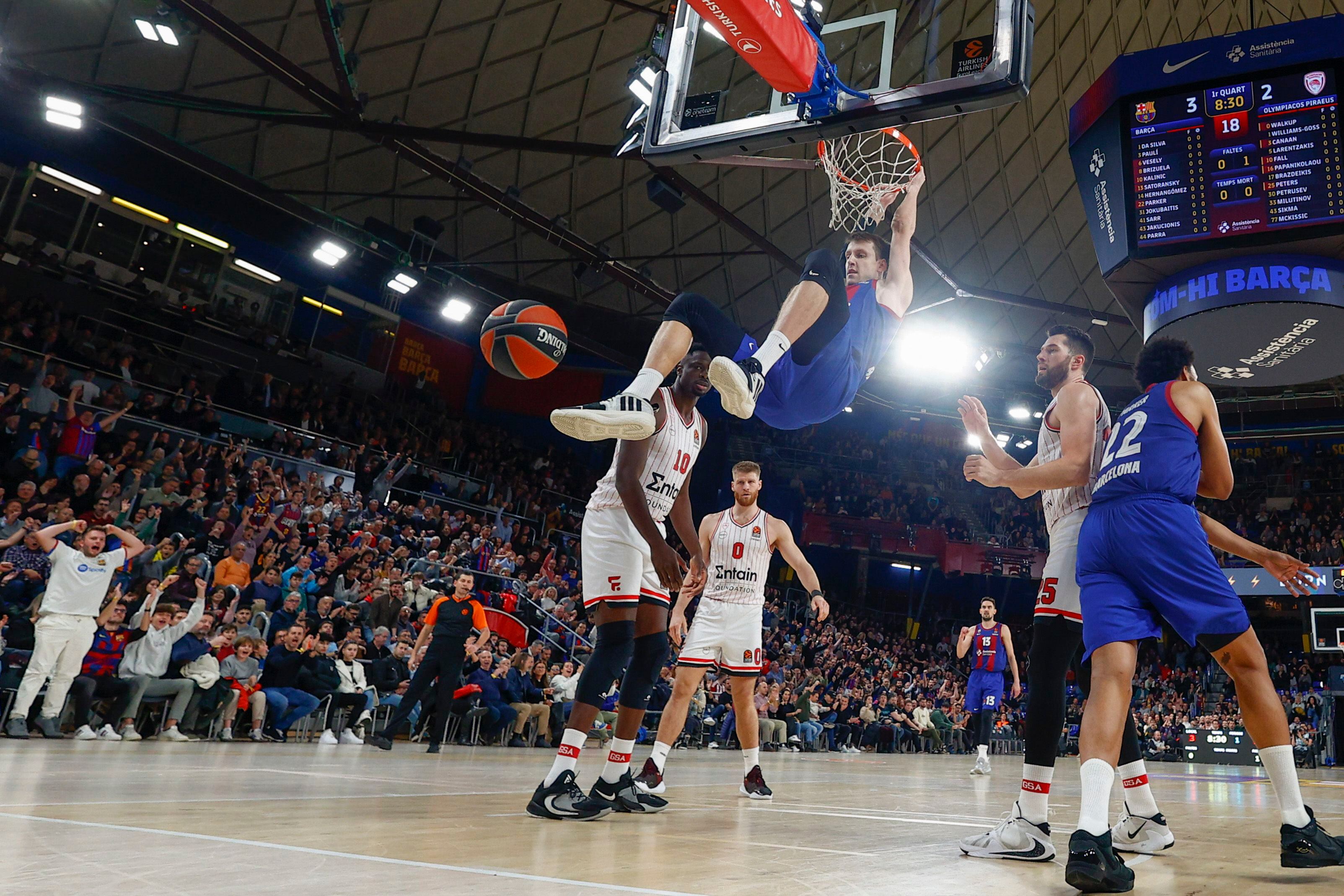 El Barça alarga su racha ante el Olympiacos