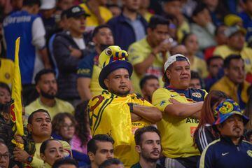  Fans o Aficion en lamento during the game America vs Toluca, corresponding to the Semifinals second leg match of the Torneo Apertura 2022 of the Liga BBVA MX, at Azteca Stadium, on October 22, 2022.

<br><br>

Fans o Aficion en lamento durante el partido America vs Toluca, correspondiente al partido de Vuelta de Semifinales del Torneo Apertura 2022 de la Liga BBVA MX, en el Estadio Azteca, el 22 de octubre de 2022.