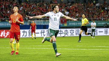 Bale entra en la historia de Gales gracias a un triplete