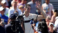 John Isner se despide del público ras jugar su último partido de individuales en el US Open.