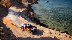 Sainz con el Mini en el Dakar.