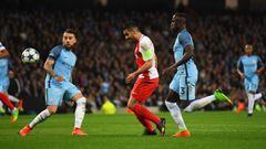 MANCHESTER, ENGLAND - FEBRUARY 21:  Radamel Falcao Garcia of AS Monaco (C) scores their third goal during the UEFA Champions League Round of 16 first leg match between Manchester City FC and AS Monaco at Etihad Stadium on February 21, 2017 in Manchester, 