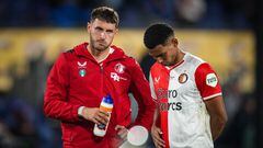 Santiago Giménez no descarta su salida del Feyenoord