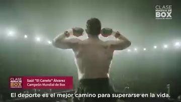 Canelo Álvarez promociona clase masiva de box en CDMX