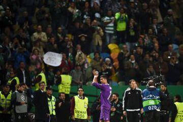 Cristiano Ronaldo acknowledges the crowd on full-time