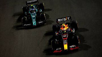 Fernando Alonso (Aston Martin AMR23) y Sergio Pérez (Red Bull RB19). Yeda, Arabia Saudí. F1 2023.