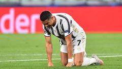 Soccer Football - Champions League - Round of 16 Second Leg - Juventus v Olympique Lyonnais - Allianz Stadium, Turin, Italy - August 7, 2020   Juventus&#039; Cristiano Ronaldo reacts during the match, as play resumes behind closed doors following the outb