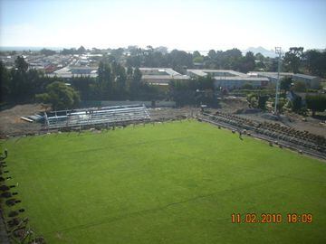 Llamado también Estadio Boca Sur, San Pedro de La Paz, ha sido la casa de Fernández Vial y D. Concepción. El estadio fue reinagurado en 2010 con capacidad para cerca de dos mil espectadores.
