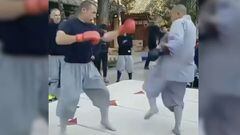 Maestro Shaolin le pega una patada a un exluchador de la UFC