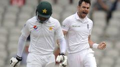 England&#039;s  James Anderson (R) celebrates taking the wicket of Pakistan&#039;s Shan Masood on the third day of the second Test cricket match between England and Pakistan at Old Trafford Cricket Ground in Manchester, England on July 24, 2016