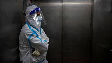 A medical worker takes an elevator to the Intensive Care Unit (ICU) for patients suffering from the coronavirus disease (COVID-19), of the Max Smart Super Speciality Hospital in New Delhi, India, September 5, 2020. Picture taken September 5, 2020. REUTERS