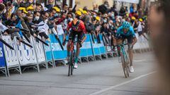 Poels bate a Lutsenko en el esprint de la cuarta etapa de la Vuelta a Andaluc&iacute;a.