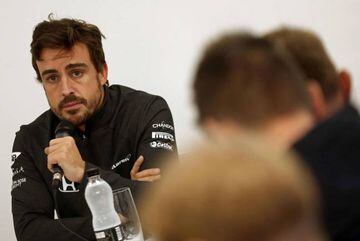 A forlorn-looking Fernando Alonso speaks to the press.  EFE/Toni Albir